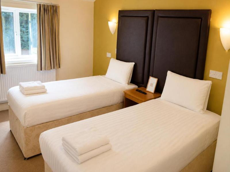 Wakefield Limes Hotel image