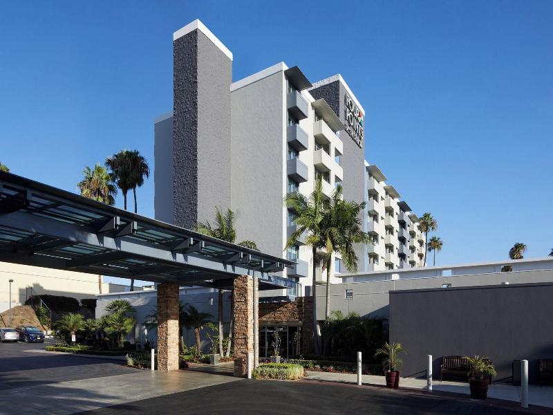 Four Points By Sheraton La Westside image