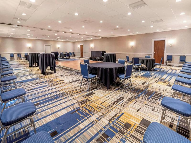 Four Points By Sheraton La Westside image