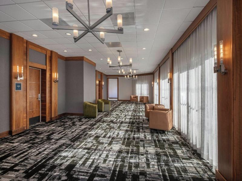 Four Points By Sheraton La Westside image