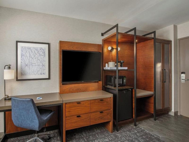 Four Points By Sheraton La Westside image