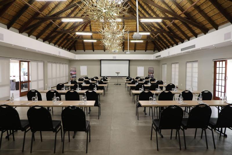Monate Game Lodge