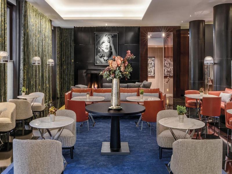 Bulgari London image
