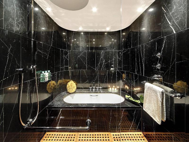 Bulgari London image
