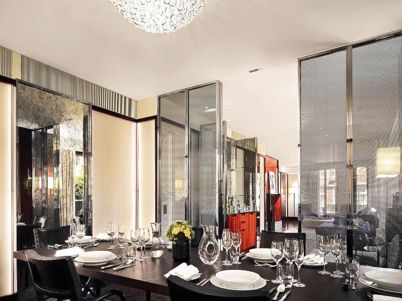 Bulgari London image