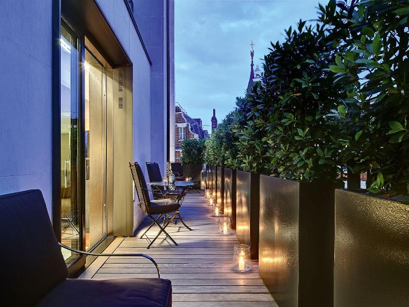 Bulgari London image