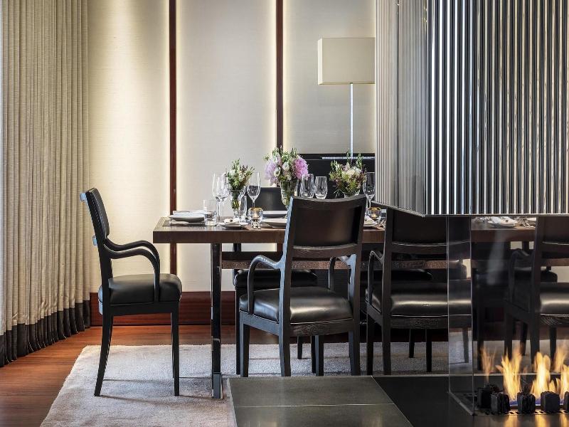 Bulgari London image