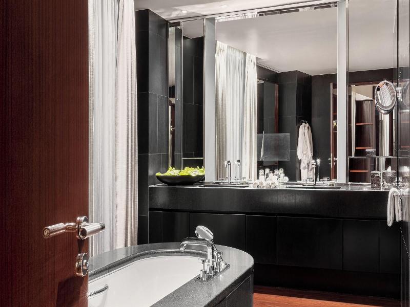 Bulgari London image