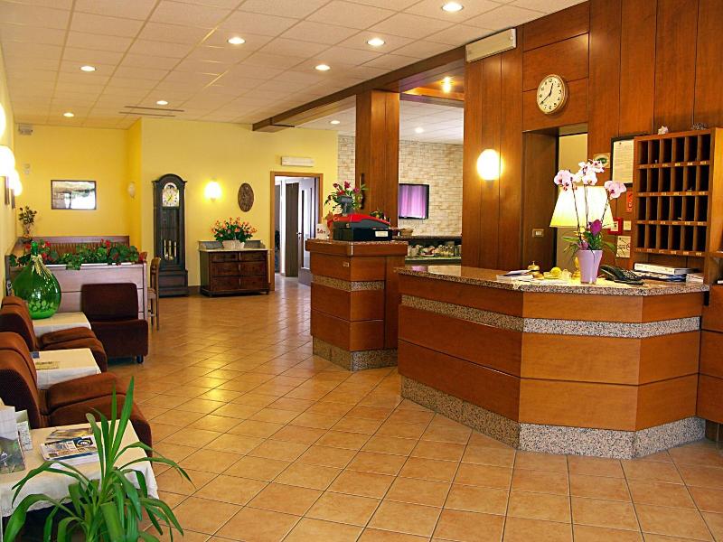 HOTEL VILLA CLARA image