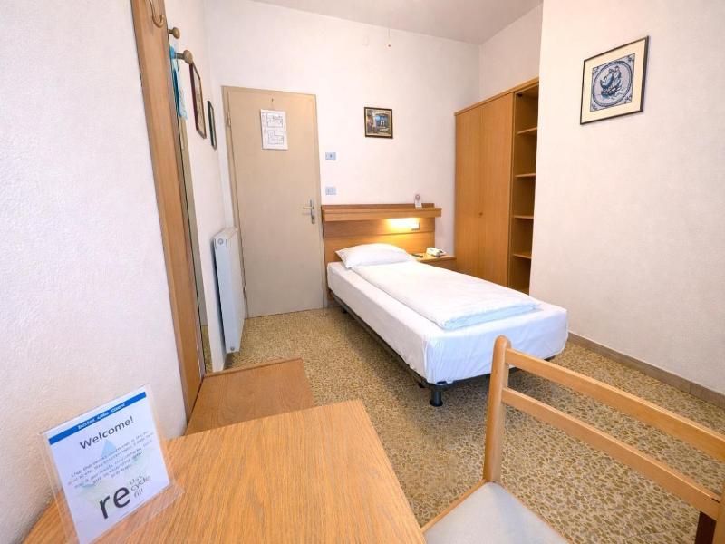HOTEL VILLA CLARA image