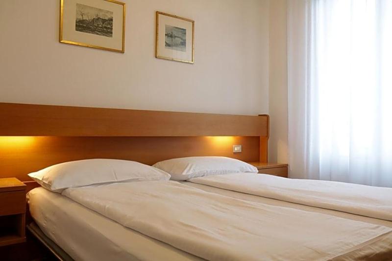 HOTEL VILLA CLARA image