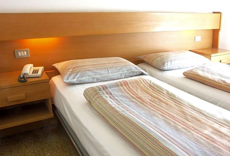 HOTEL VILLA CLARA image
