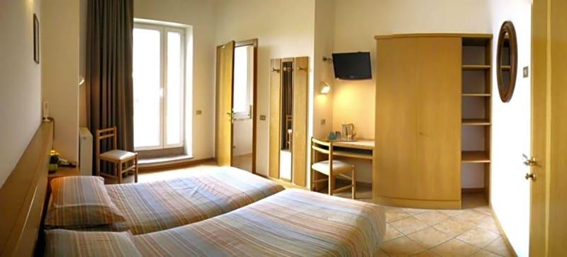 HOTEL VILLA CLARA image