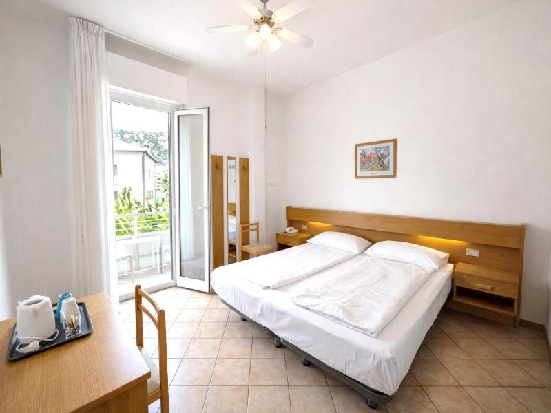 HOTEL VILLA CLARA image