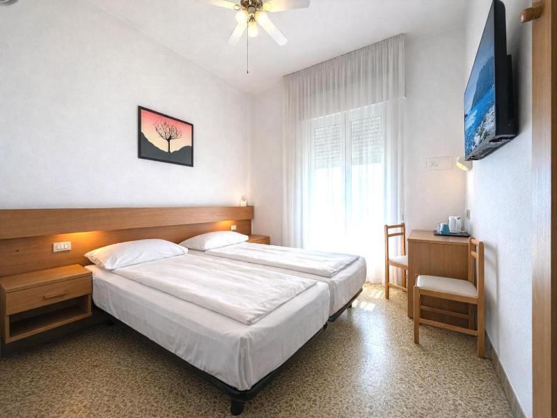 HOTEL VILLA CLARA image