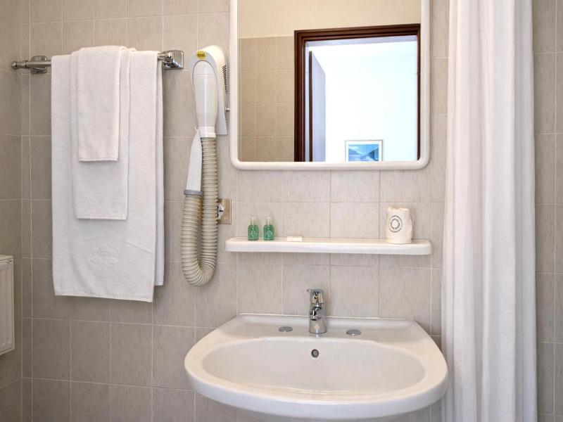 HOTEL VILLA CLARA image