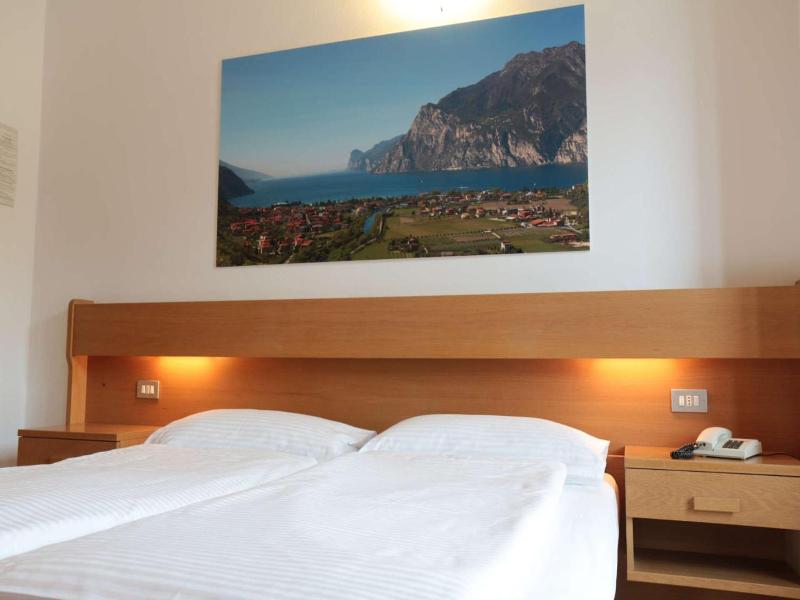 HOTEL VILLA CLARA image