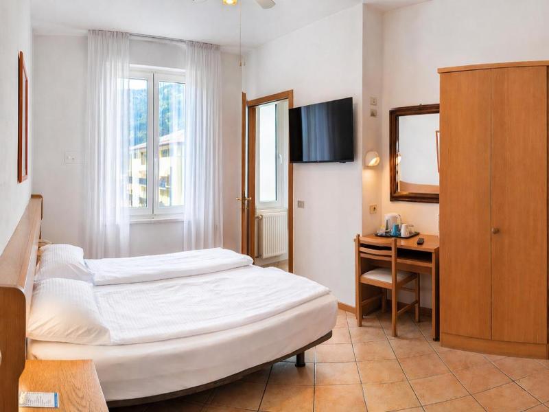 HOTEL VILLA CLARA image