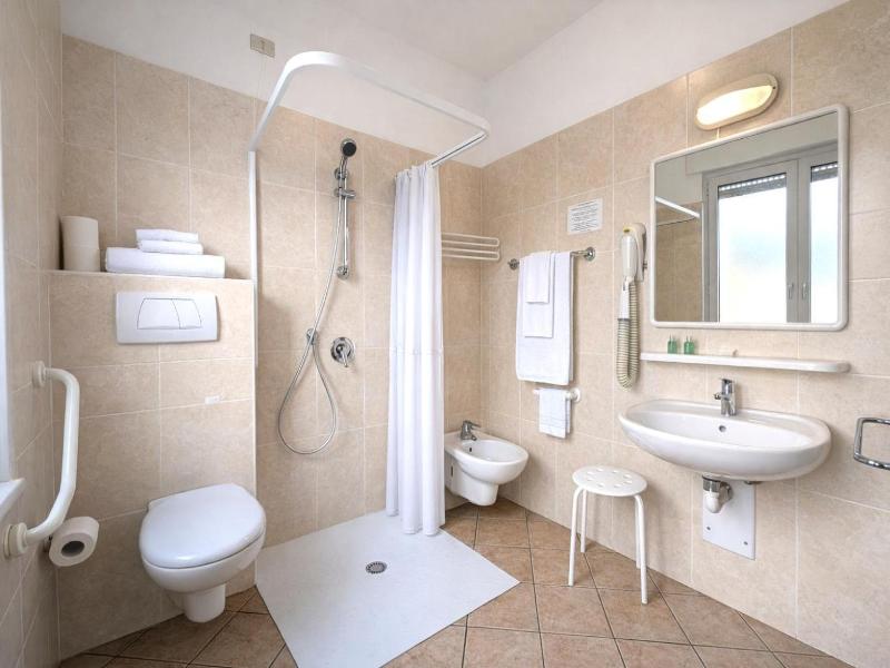 HOTEL VILLA CLARA image