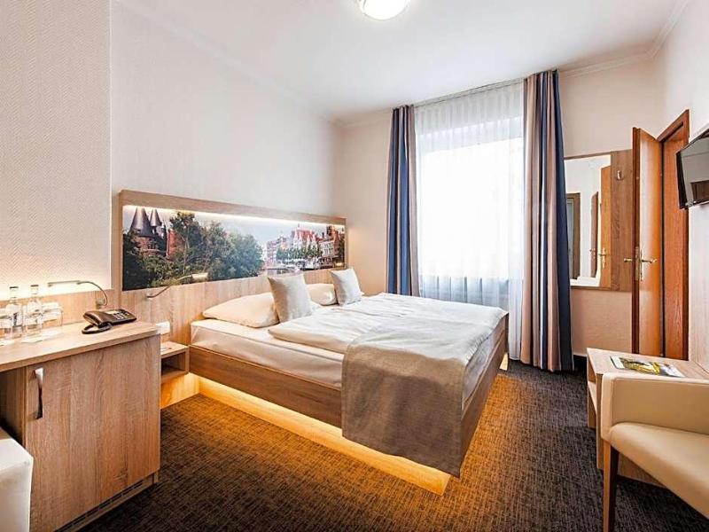 Ringhotel Jensen image