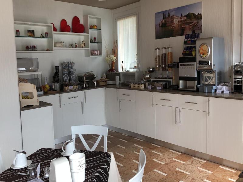 Casa Marinella image