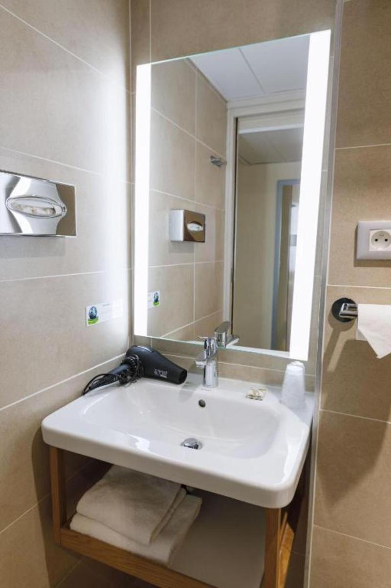 Hotel des Remparts Perrache image