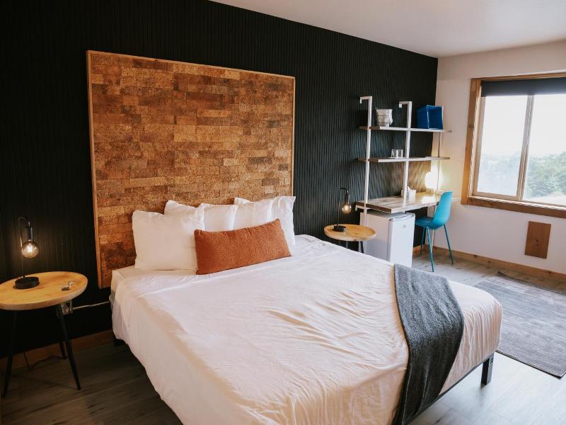Adrift Hotel image