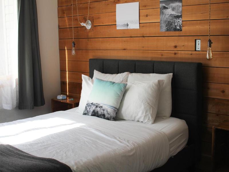 Adrift Hotel image