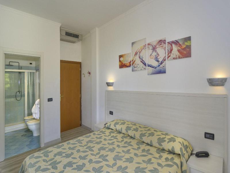 Vittoria image