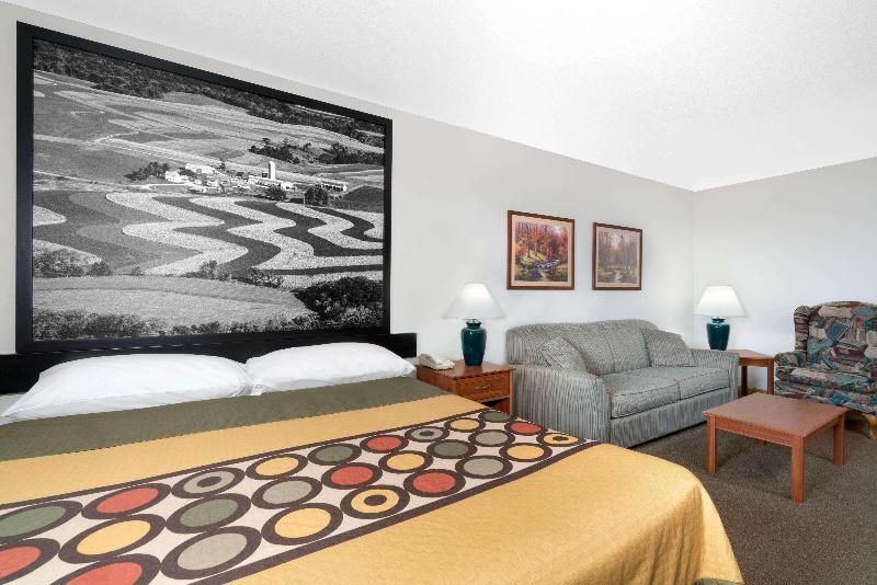 Super 8 by Wyndham Sparta image