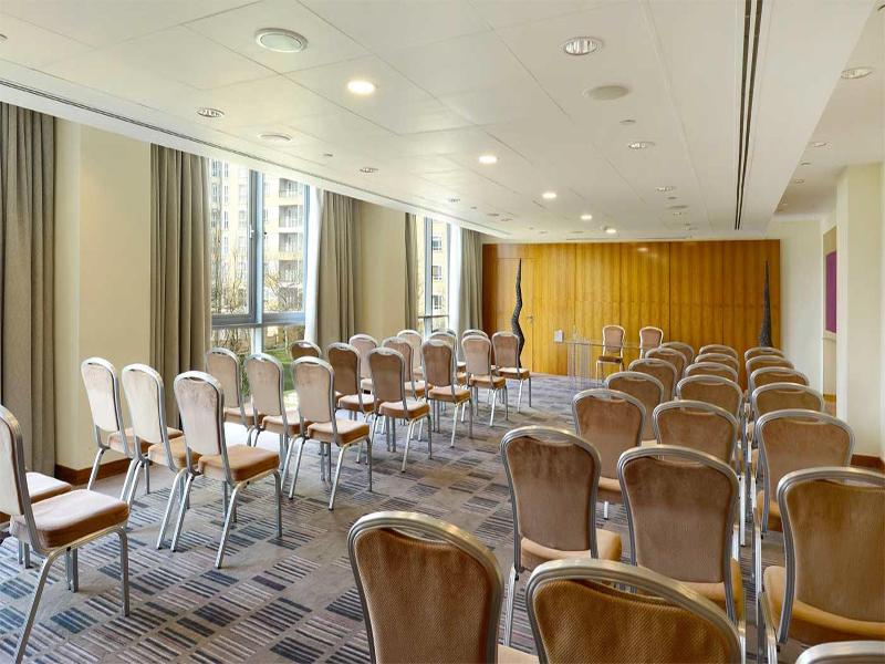 Canary Riverside Plaza London, Vignette Collection image
