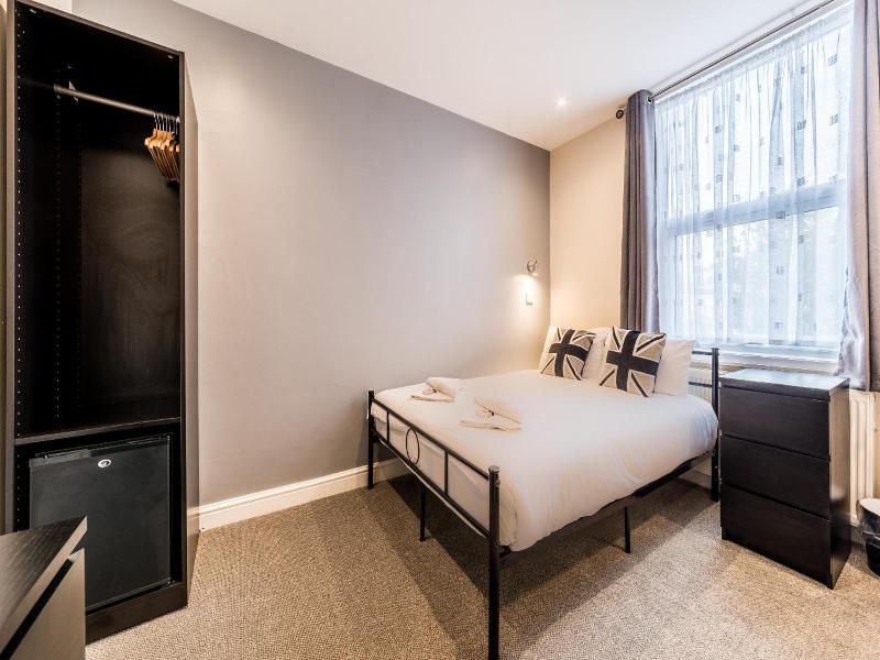 Royal London Hotel By Saba image
