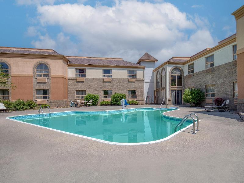 Best Western Davison Inn image
