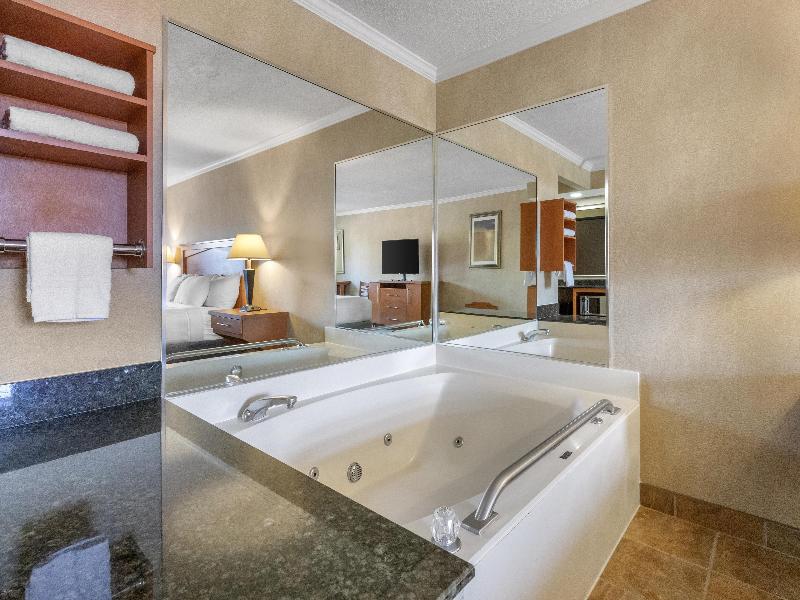 Best Western Davison Inn image