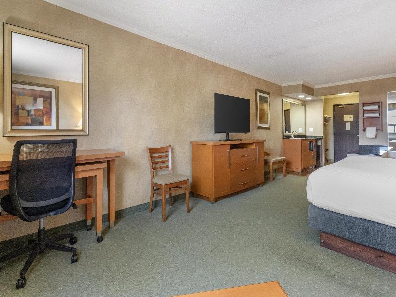 Best Western Davison Inn image