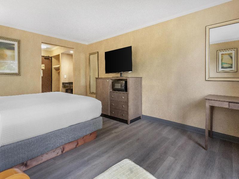 Best Western Davison Inn image