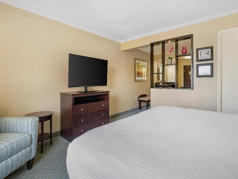 Best Western Davison Inn image