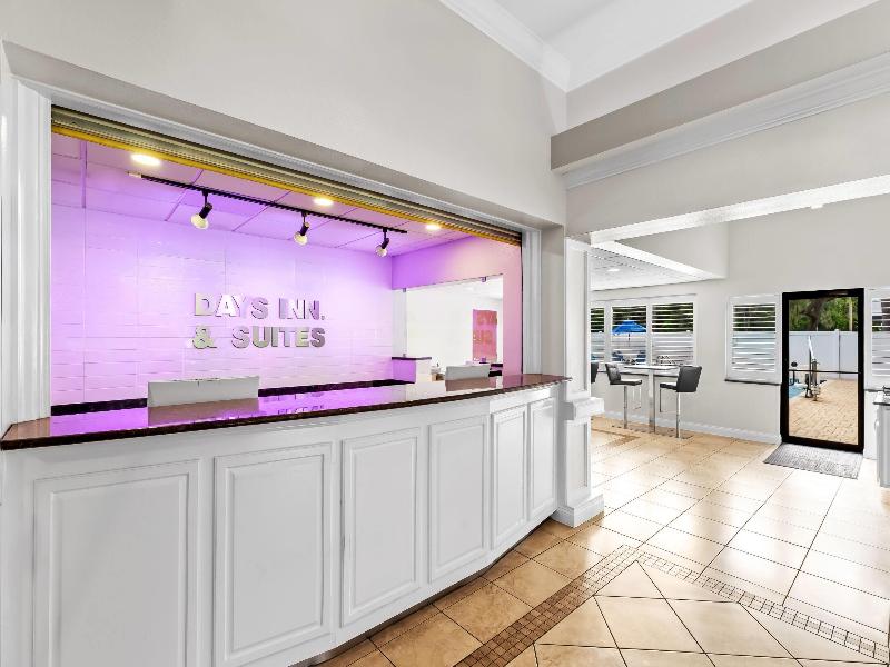 Days Inn & Suites by Wyndham Lakeland image