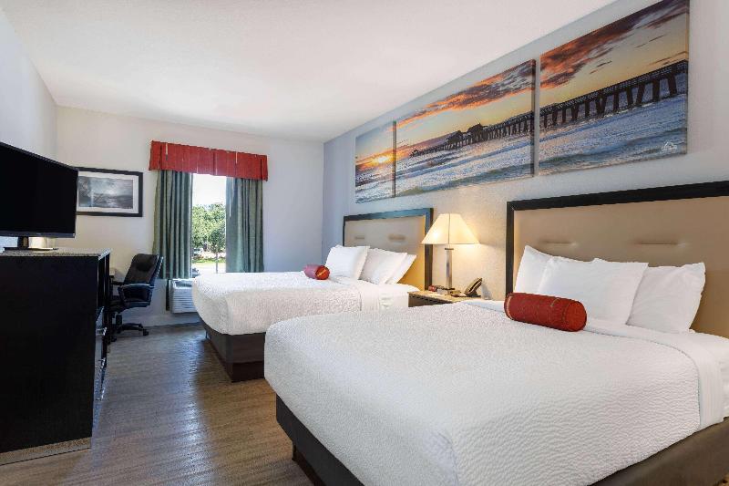 Hotel Days Inn & Suites by Wyndham Lakeland