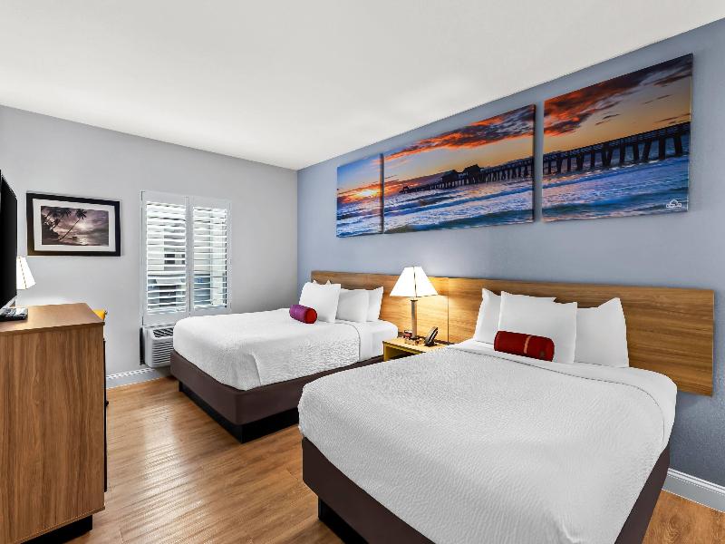 Days Inn & Suites by Wyndham Lakeland image