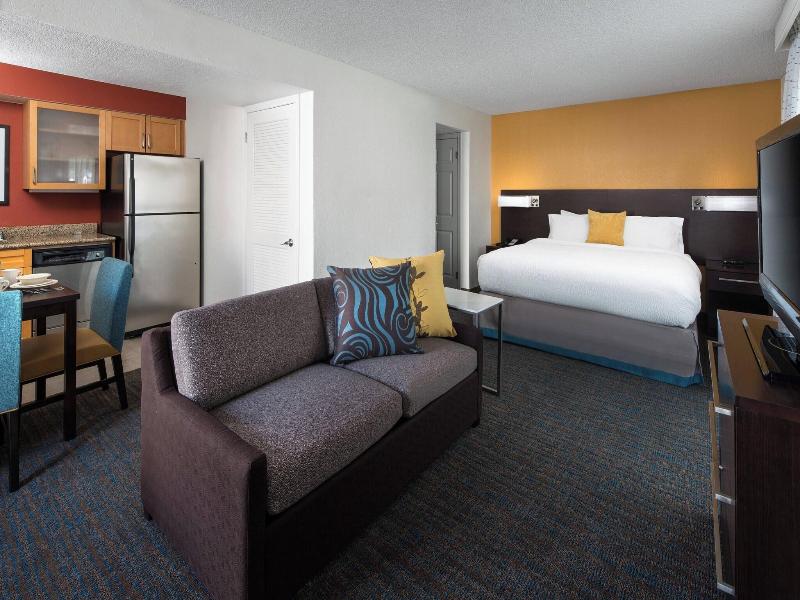 Residence Inn Costa Mesa Newport Beach image