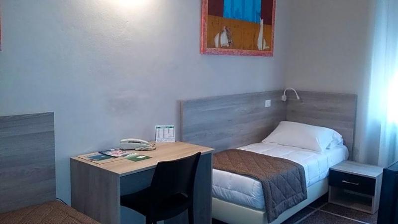 Hotel Città Livorno image