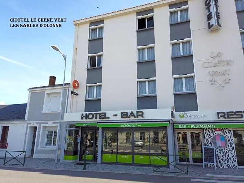 Le Chêne Vert  image