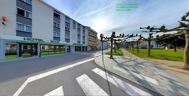 Le Chêne Vert  image