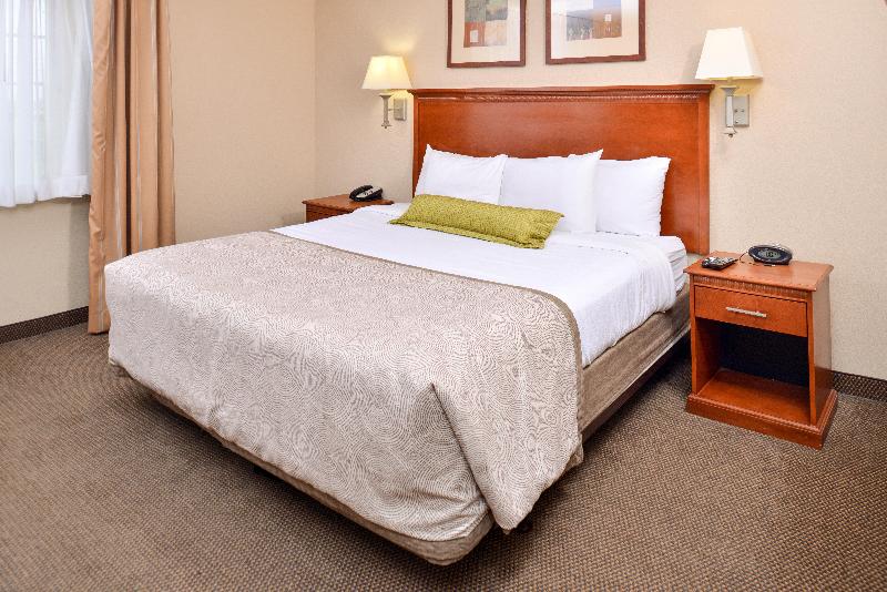 Candlewood Suites Lafayette - River Ranch By IHG photo 18