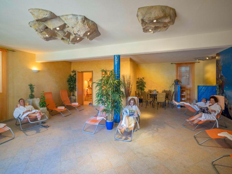 Oasis image