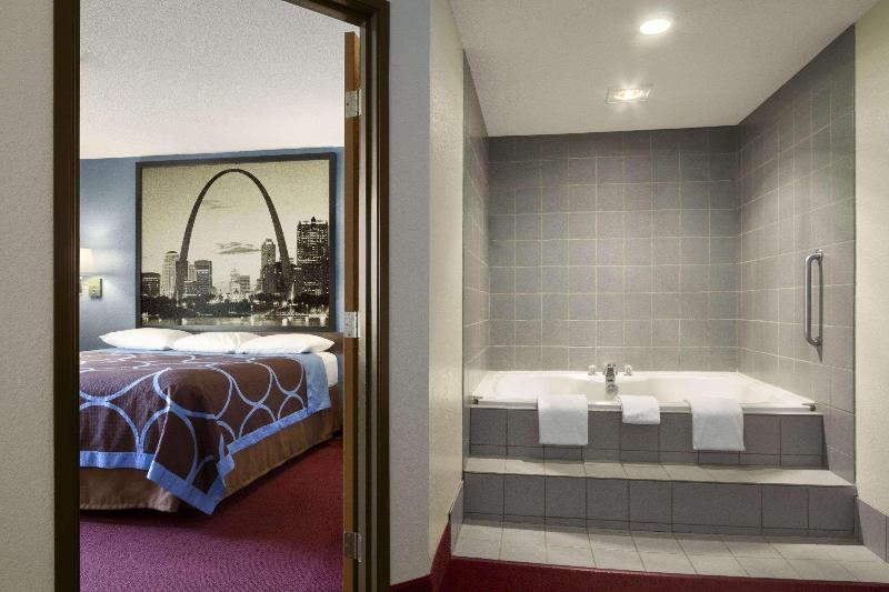 Super 8 by Wyndham Cuba image