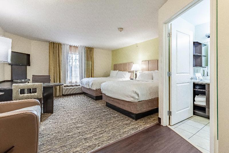 Candlewood Suites Lincoln photo 17