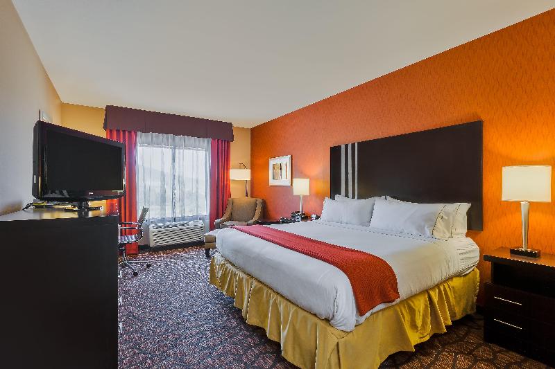 Holiday Inn Express Hotel & Suites Alpine SE