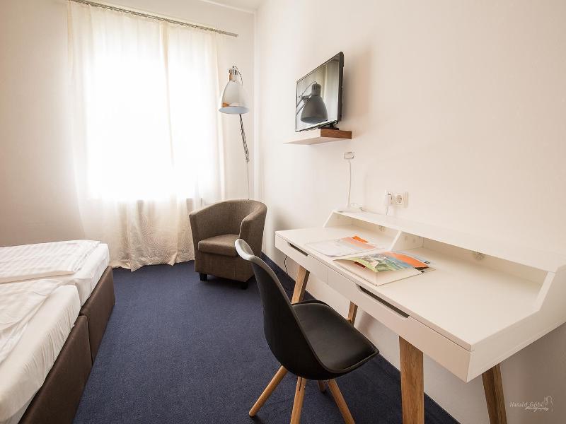 Stadthotel Gürtler image